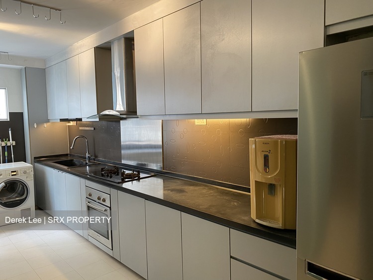 Blk 661B Jurong West Street 64 (Jurong West), HDB 5 Rooms #251300331